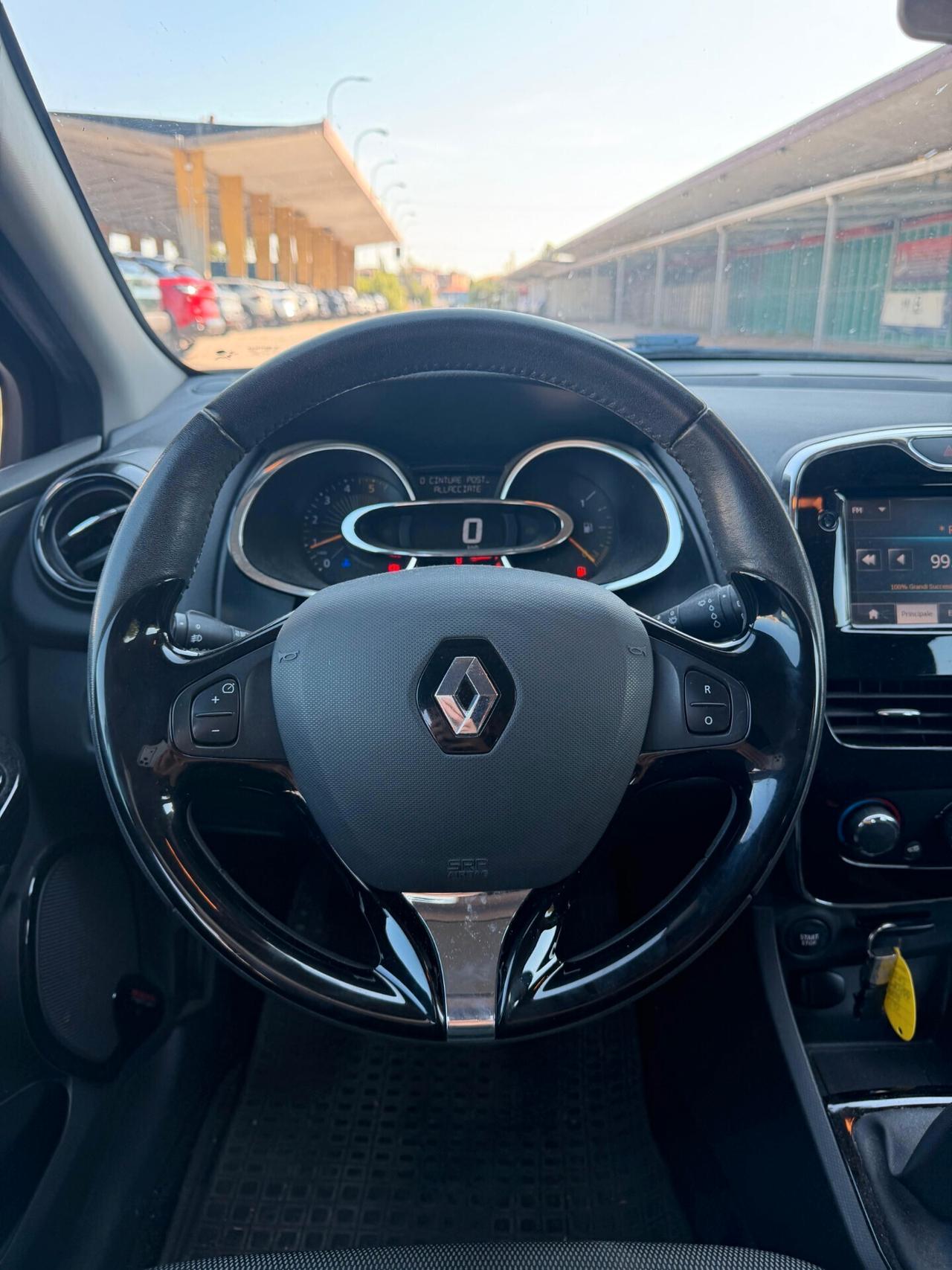 RENAULT CLIO 1.5 DIESEL - NEOPATENTE