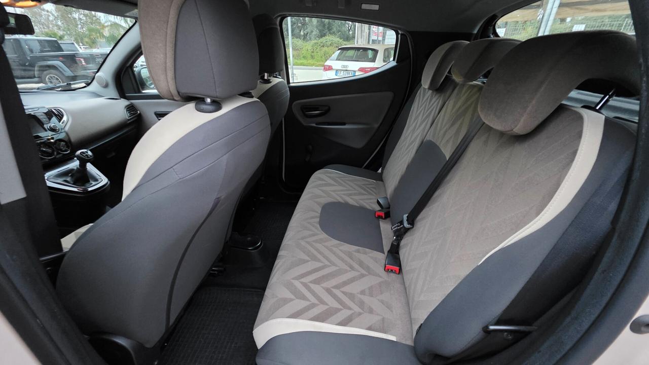 Lancia Ypsilon 1.3 MJT 16V 95 CV 5 porte S&S Platinum