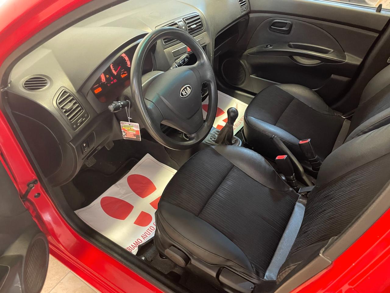 Kia Picanto 5p 1.0 Life 135.000 km! CLIMA Tagliandata Neopatentati