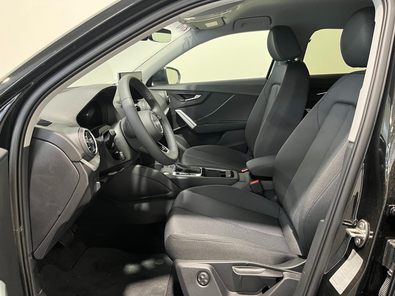 AUDI Q2 35 TFSI S-TRONIC BUSINESS ADVANCED