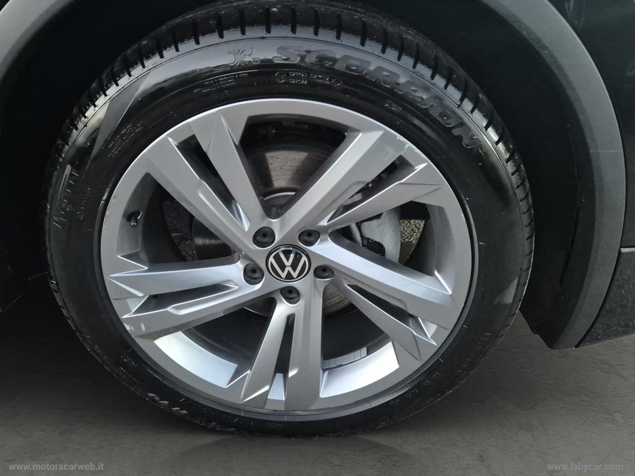 VOLKSWAGEN Tiguan 1.5 TSI 150CV DSG ACT R-Line