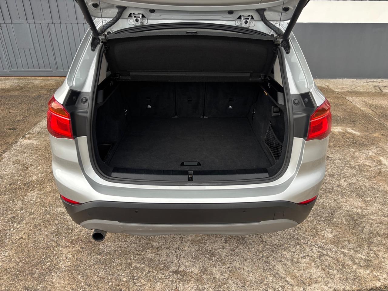 Bmw 116d (EURO6) garanzia 12 mesi. Neopatentati