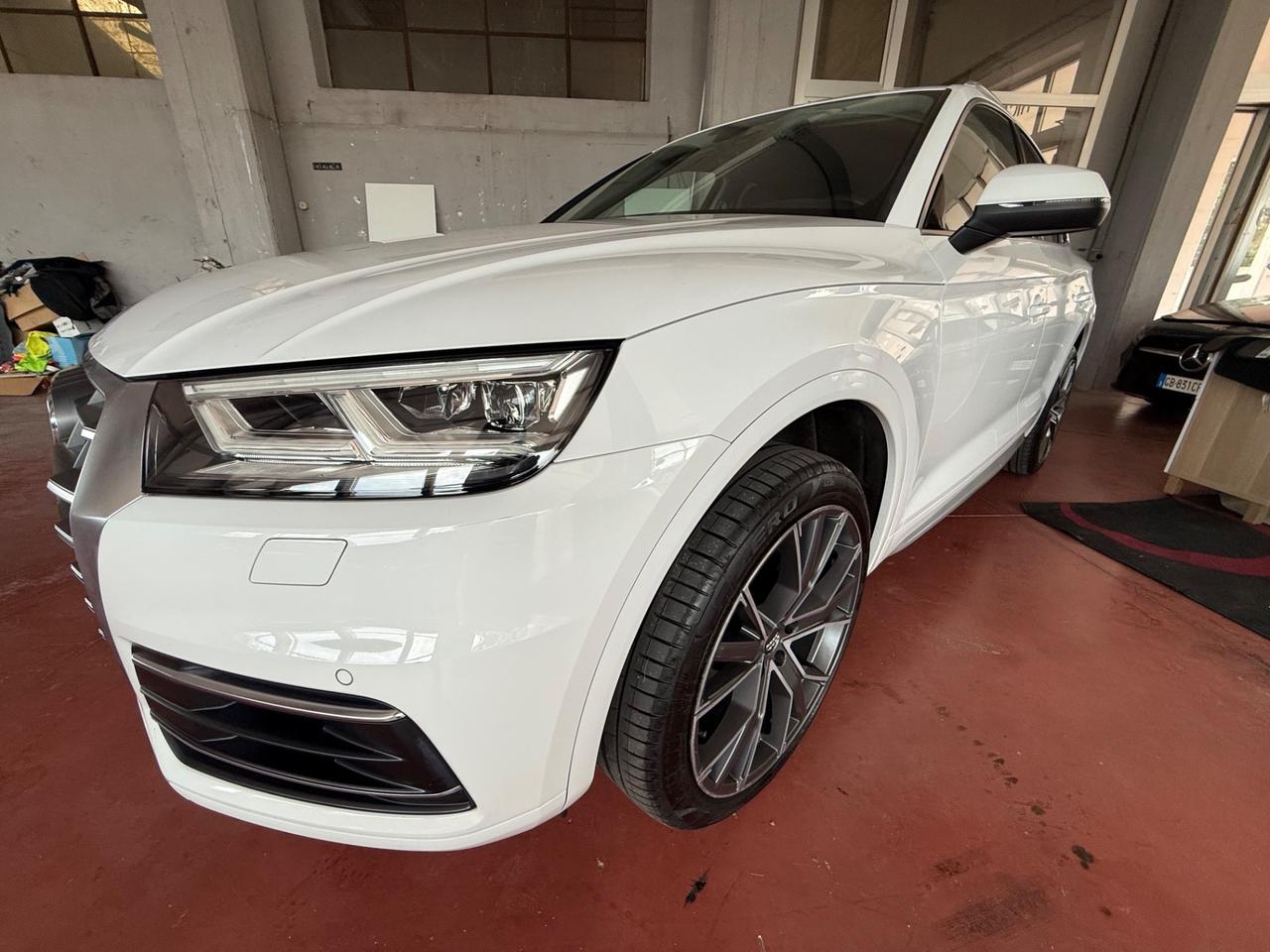 Audi Q5 2.0 TDI 190 CV quattro S tronic line plus solo da Qualitycars Pescara