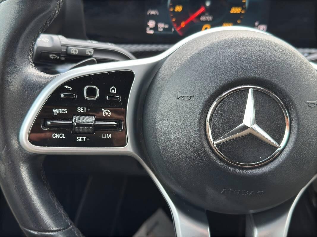 Mercedes Classe A 180 d Business AUTOMATICA con CarPlay