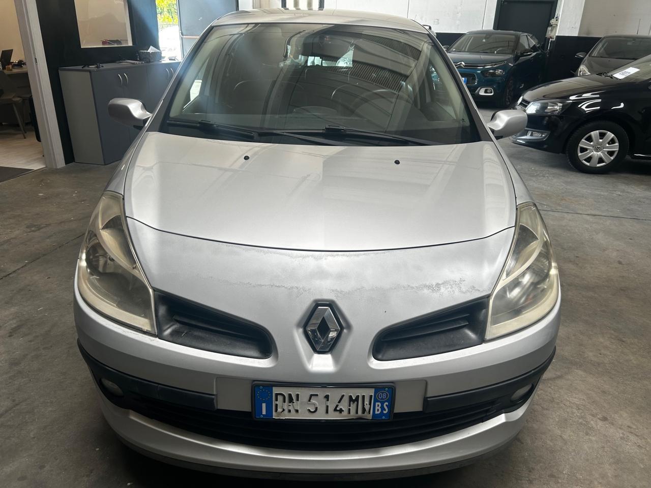 Renault Clio 1200 benzina x neopatentati