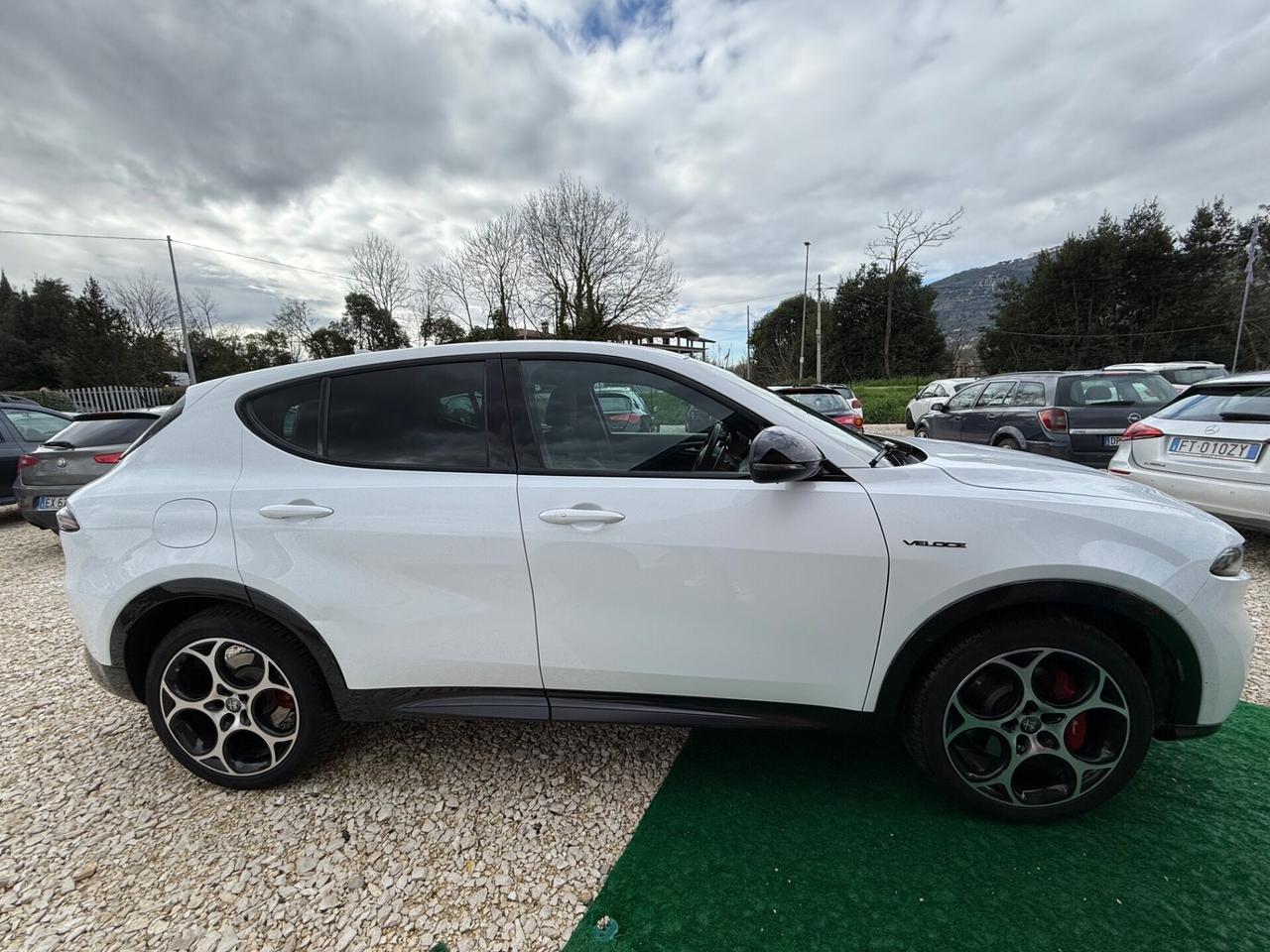 Alfa Romeo Tonale 1.3cc hibryd garanzia 3 anni