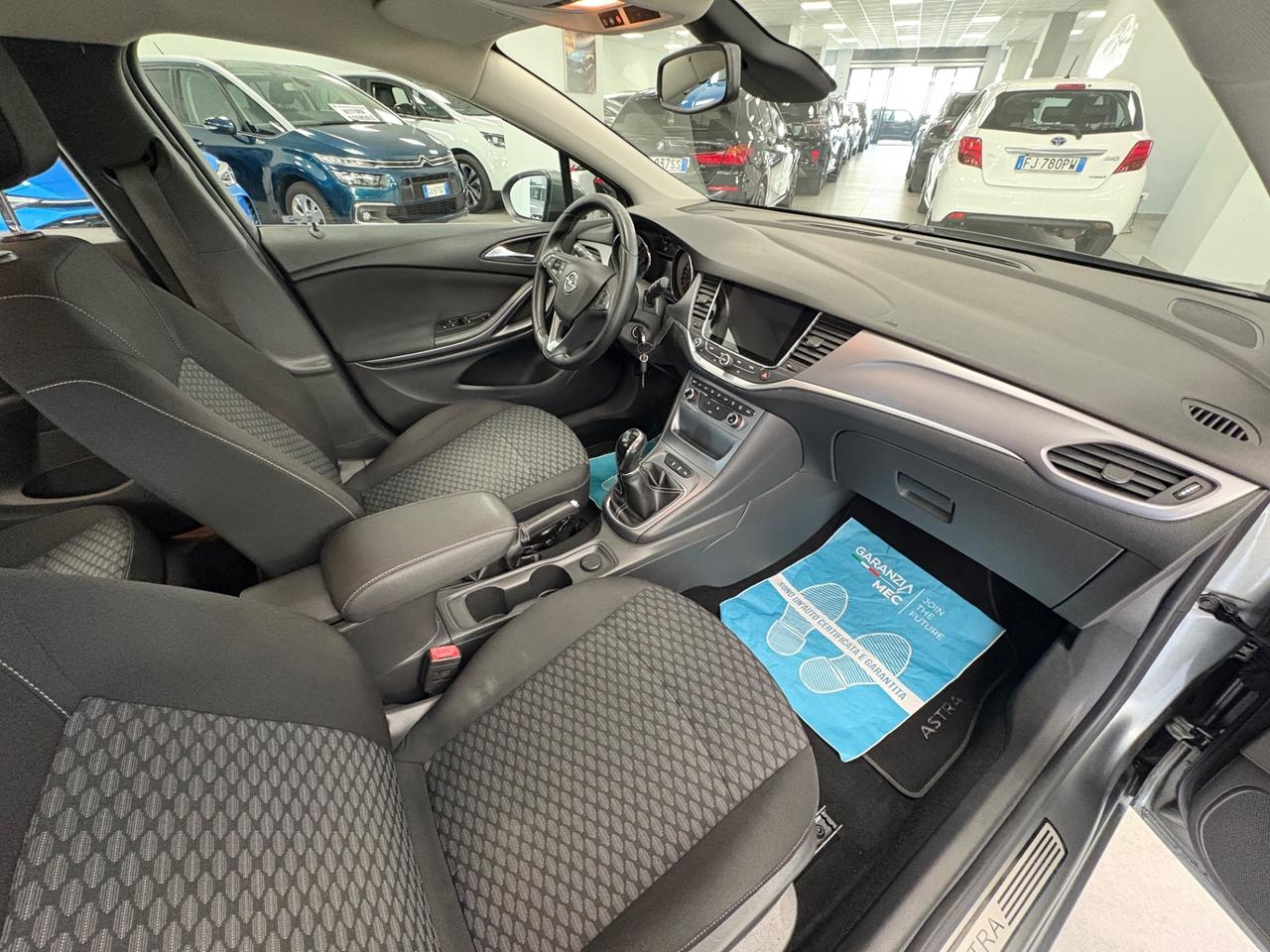 Opel Astra 1.6 CDTi 110CV E6B anno2017 neopatentati