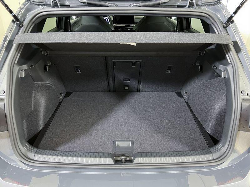 Volkswagen Golf Golf 1.5 etsi R-Line Plus 150cv dsg