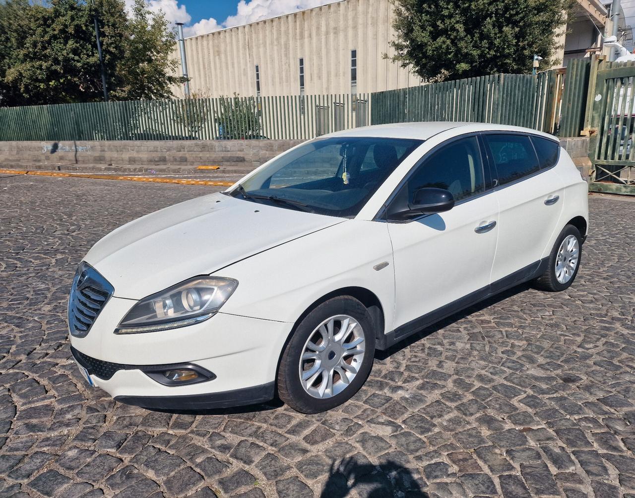 Lancia Delta 1.6 MJT DPF 105 CV Gold