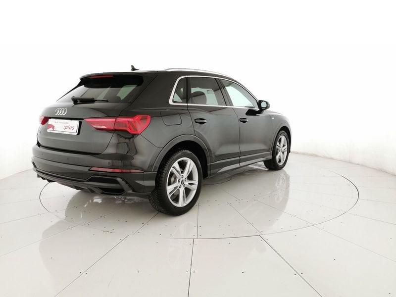 Audi Q3 35 2.0 tdi S line edition s-tronic
