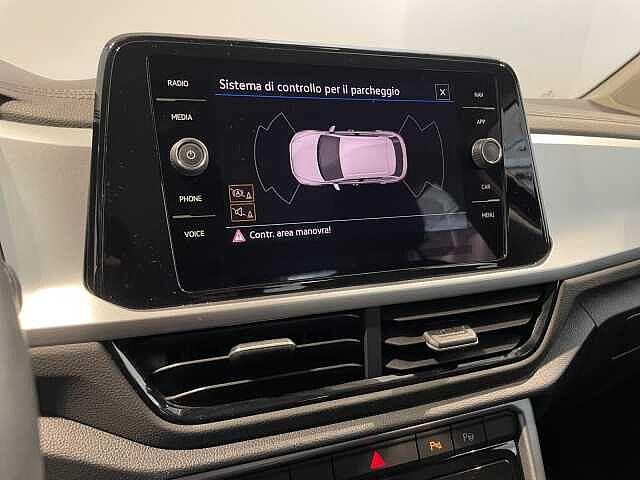 Volkswagen T-Roc 1.0TSI 110CV Style - NEOPATENTATI