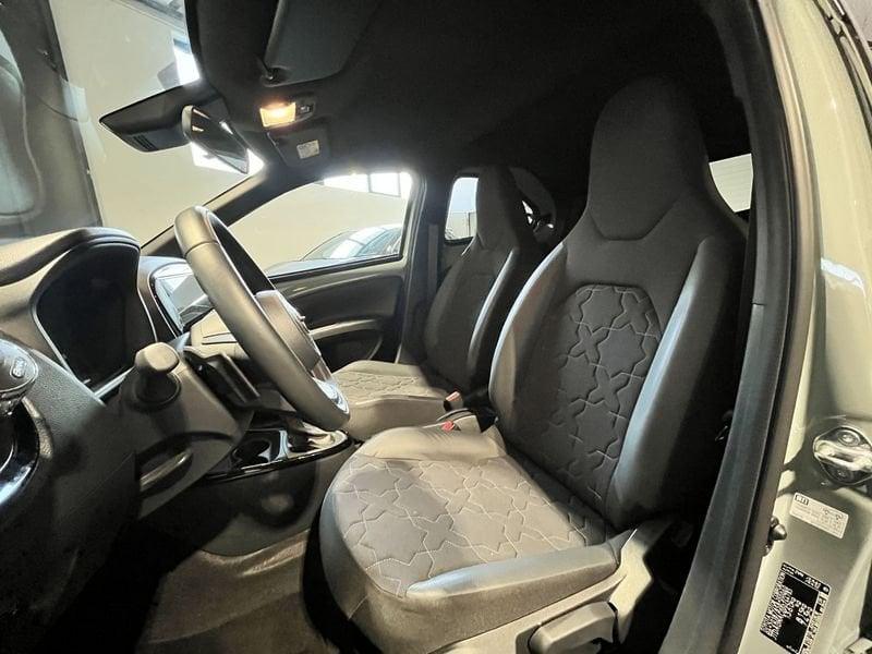 Toyota Aygo X Aygo X 1.0 VVT-i 72 CV 5 porte Lounge S-CVT