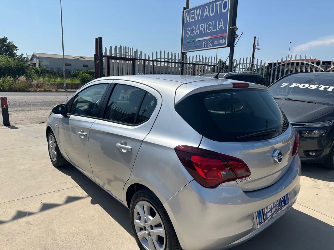 Opel Corsa 1.4 90CV 5 porte b-Color IMP.GPL