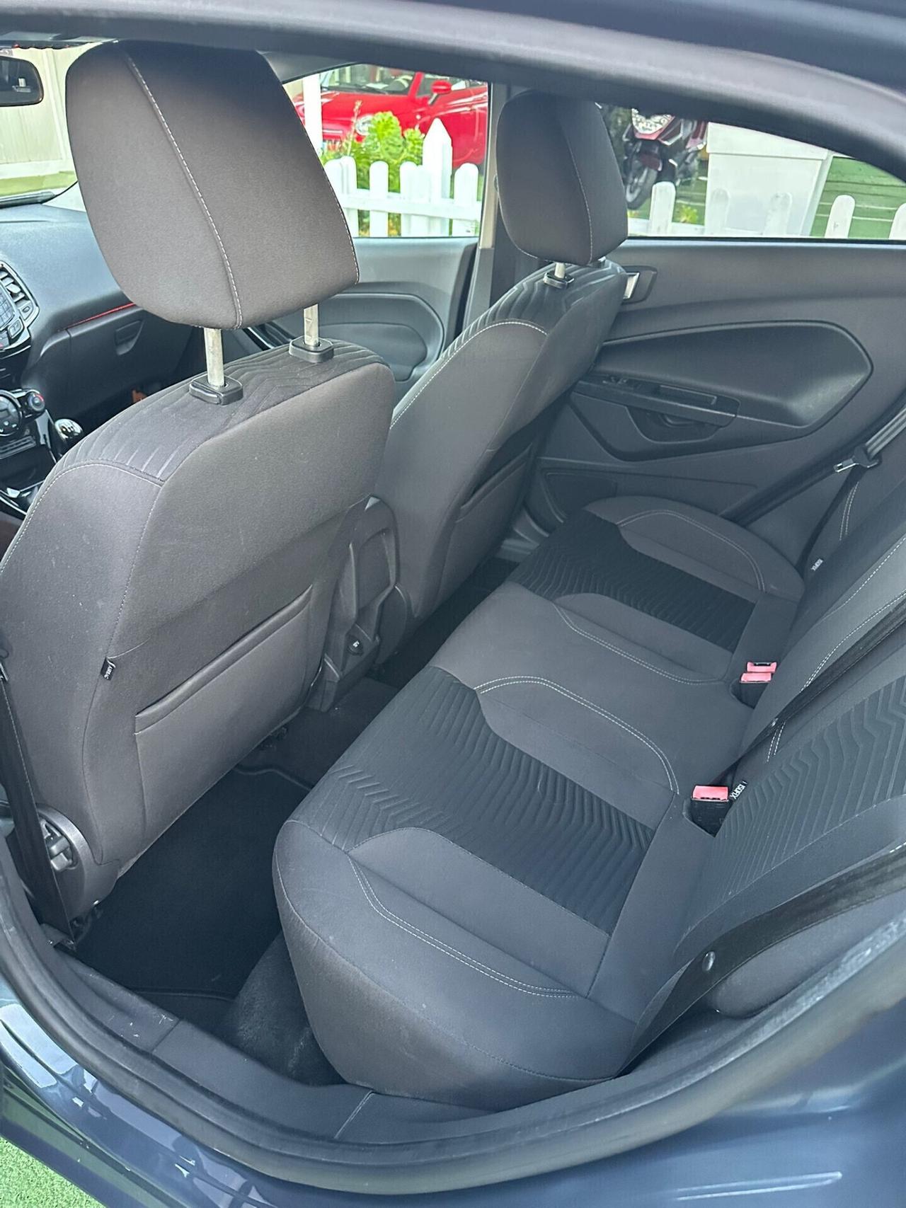 Ford Fiesta 1.4 5 porte Bz.- GPL