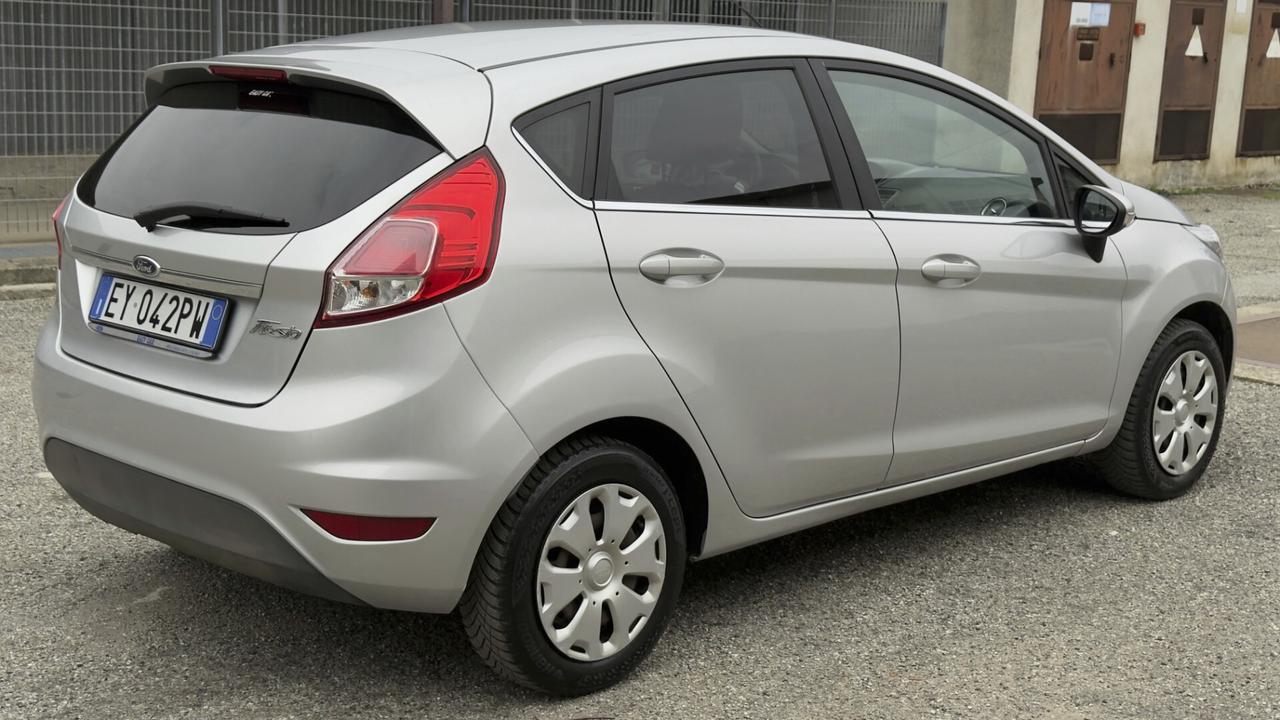 Ford Fiesta 1.5 TDCi 75CV 5 porte Titanium