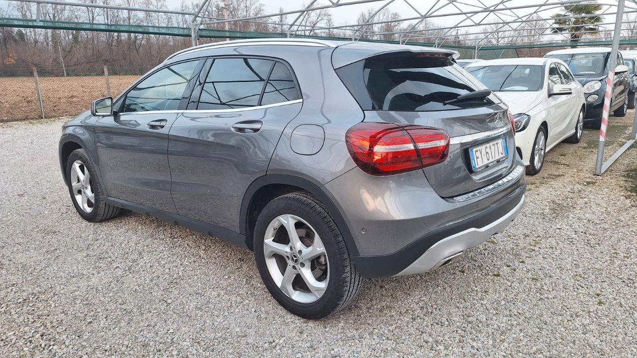 Mercedes GLA 200 d Sport auto