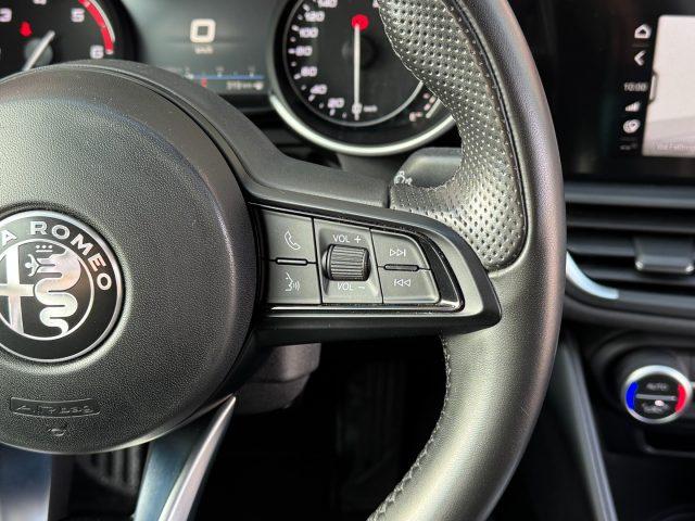 ALFA ROMEO Giulia 2.2 160 CV AT8 Executive Ambient Lighting/adaptive