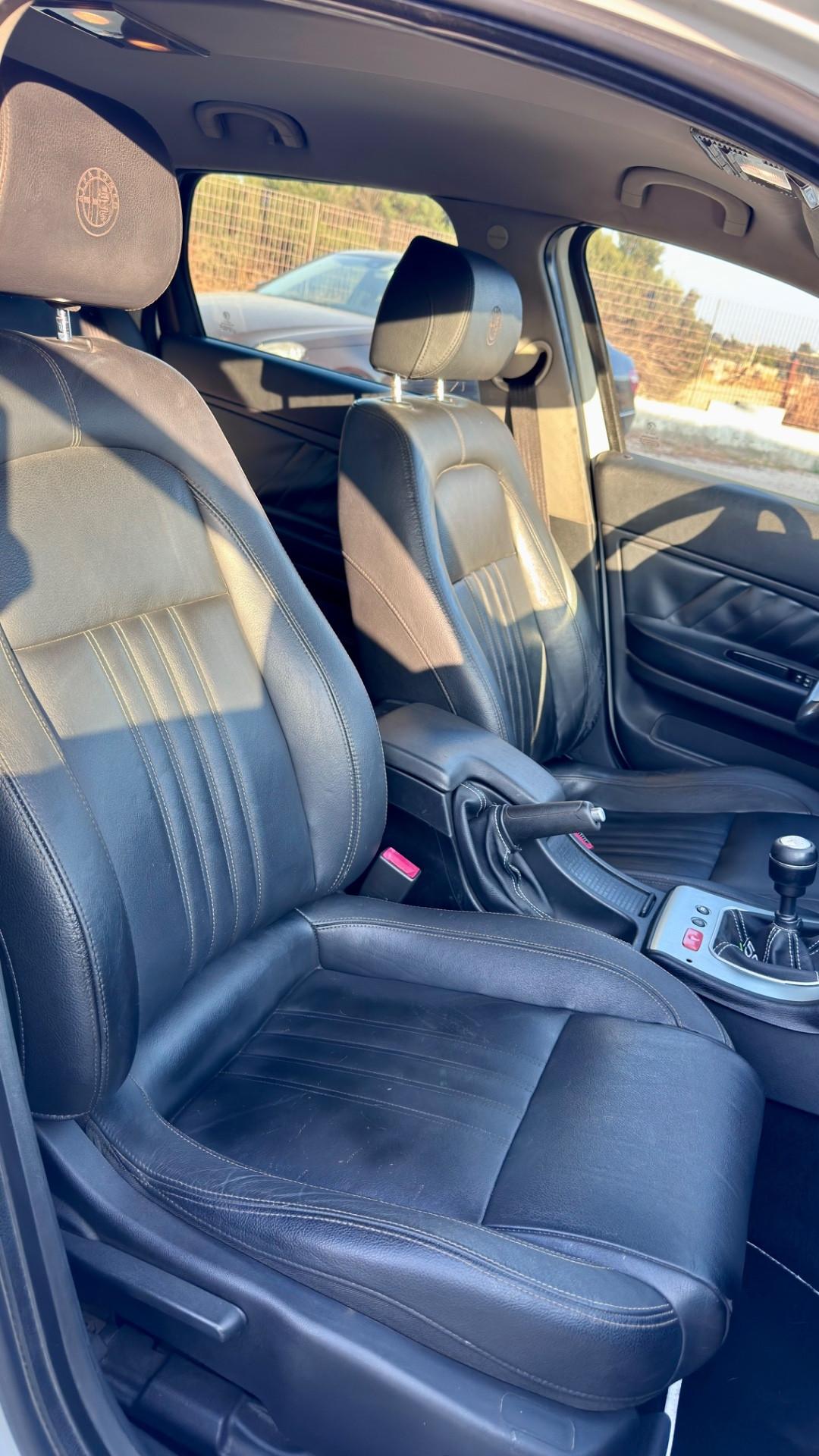 Alfa Romeo 159 2.0 JTDm Sportwagon Progression con GANCIO DI TRAINO