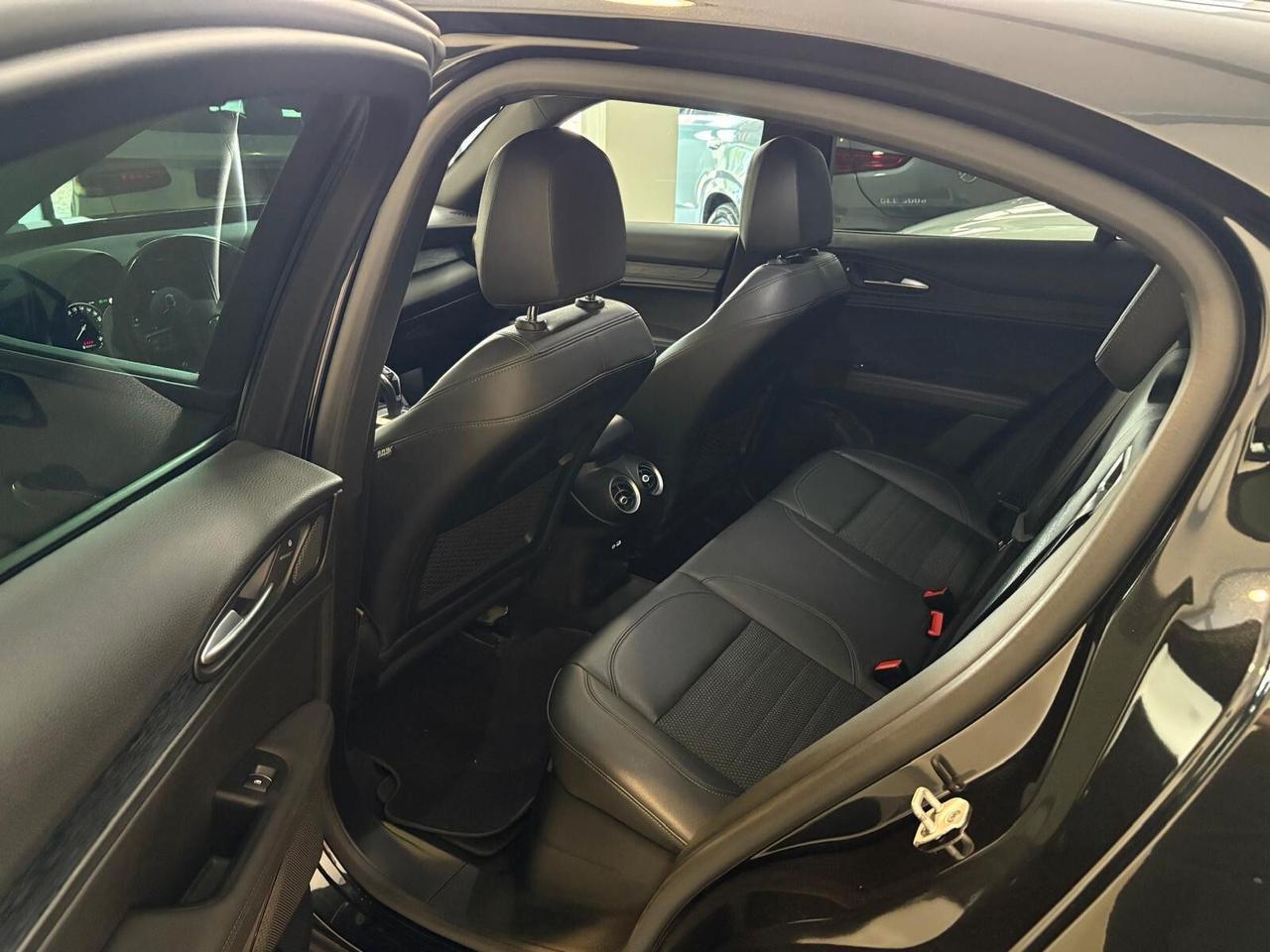 Alfa Romeo Stelvio 2.2 Turbodiesel 210 CV AT8 Q4 Super