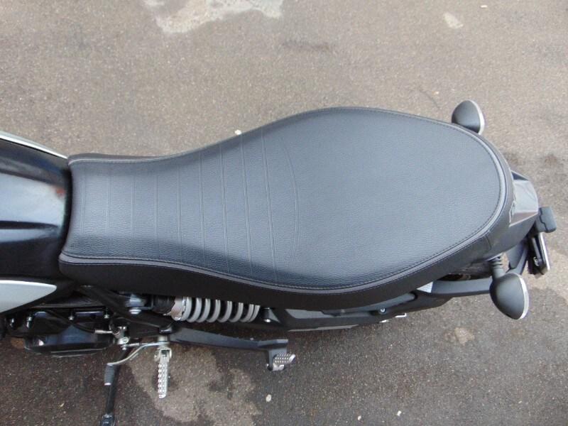 Ducati Scrambler Icon Dark