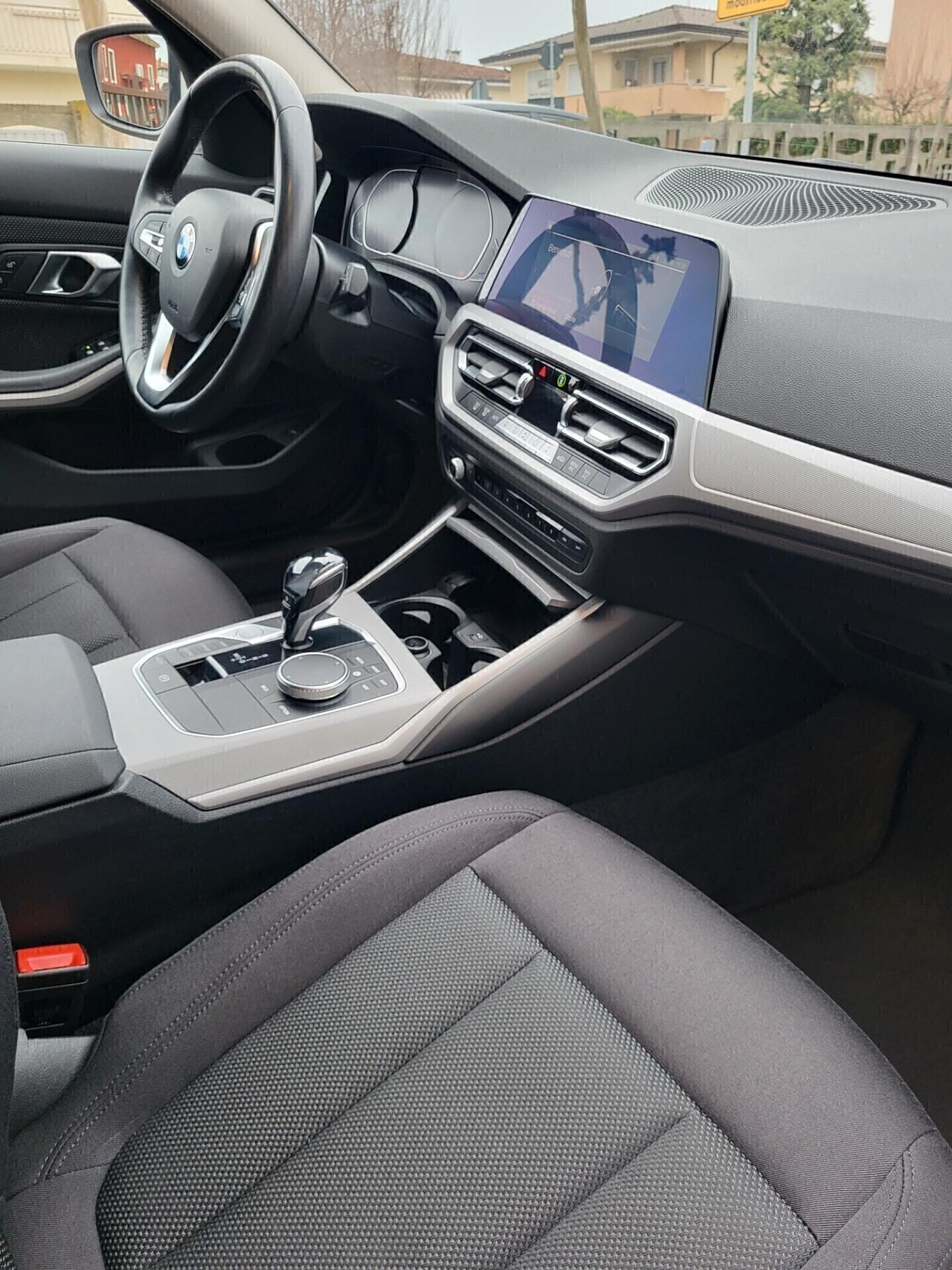 Bmw 318d Touring Business Advantage aut.