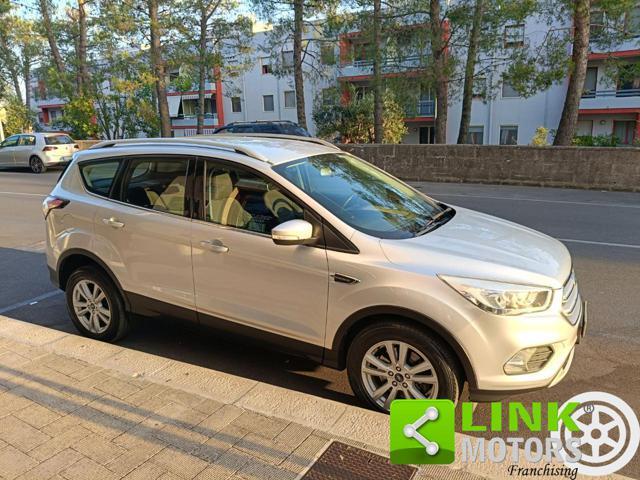 FORD Kuga 1.5 TDCI 120 CV S&S 2WD Powershift Business