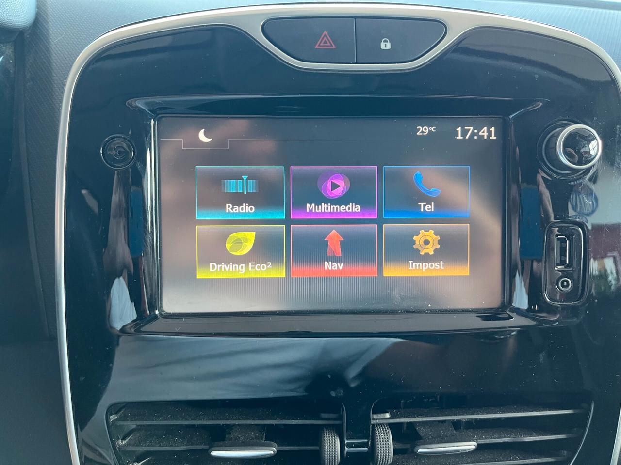 Renault Clio 1.2 75CV 5 porte Life