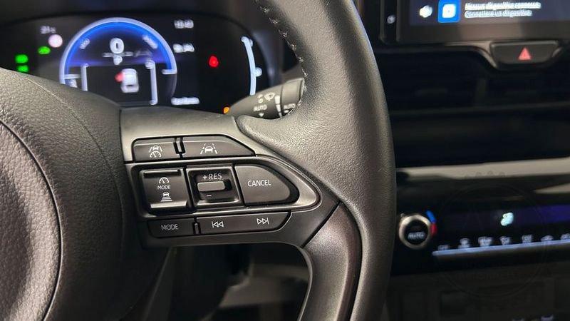 Toyota Yaris Cross 1.5 Hybrid 5p. E-CVT Active *P.ZO REALE*