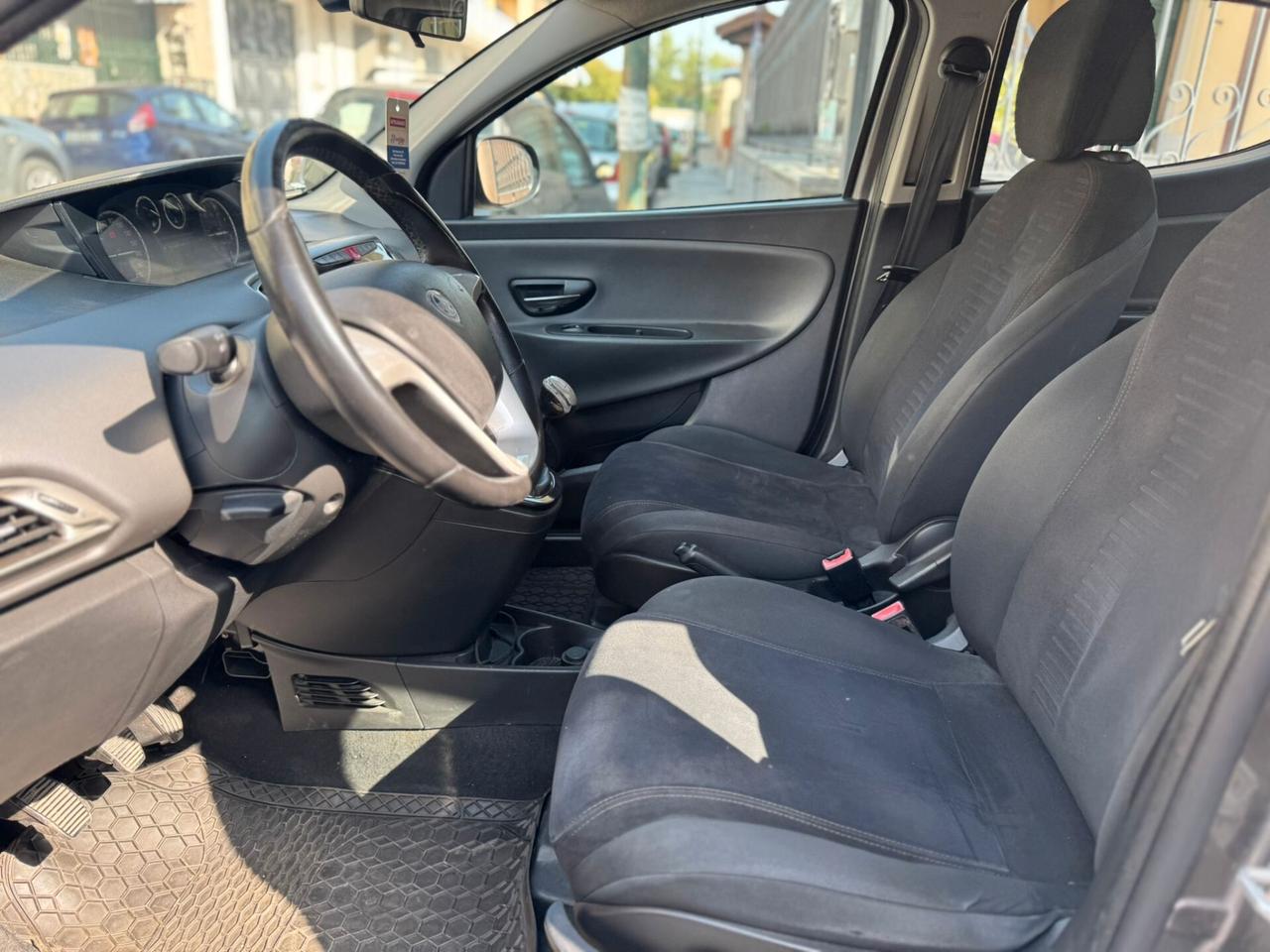 Lancia Ypsilon 1.3 MJT 16V 95 CV 5 porte S&S Platinum