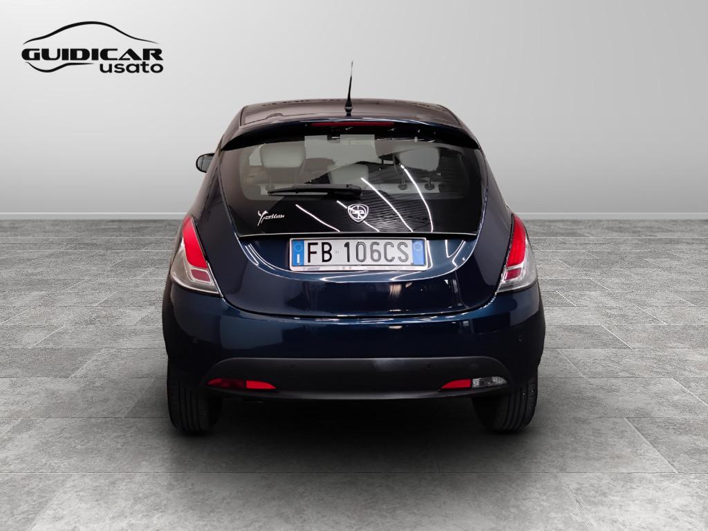 LANCIA Ypsilon III 2011 - Ypsilon 1.2 8v Platinum 69cv E6