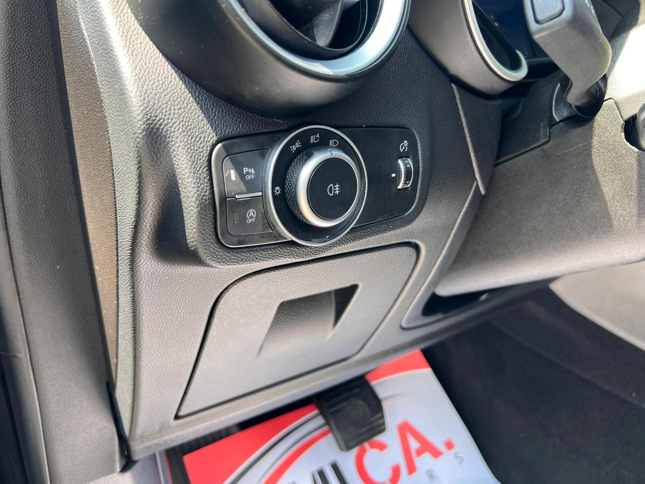 Alfa Romeo Stelvio 2.2 Turbodiesel 160 CV AT8 RWD Sport-Tech