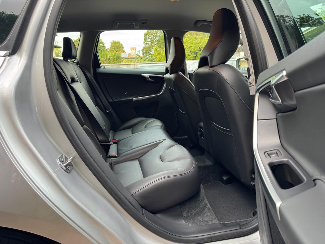 Volvo XC 60 XC60 D4 AWD Momentum