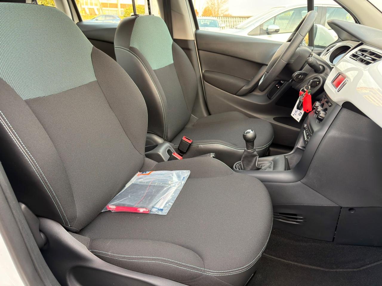 Citroen C3 PureTech 82 Feel 15.000 KM