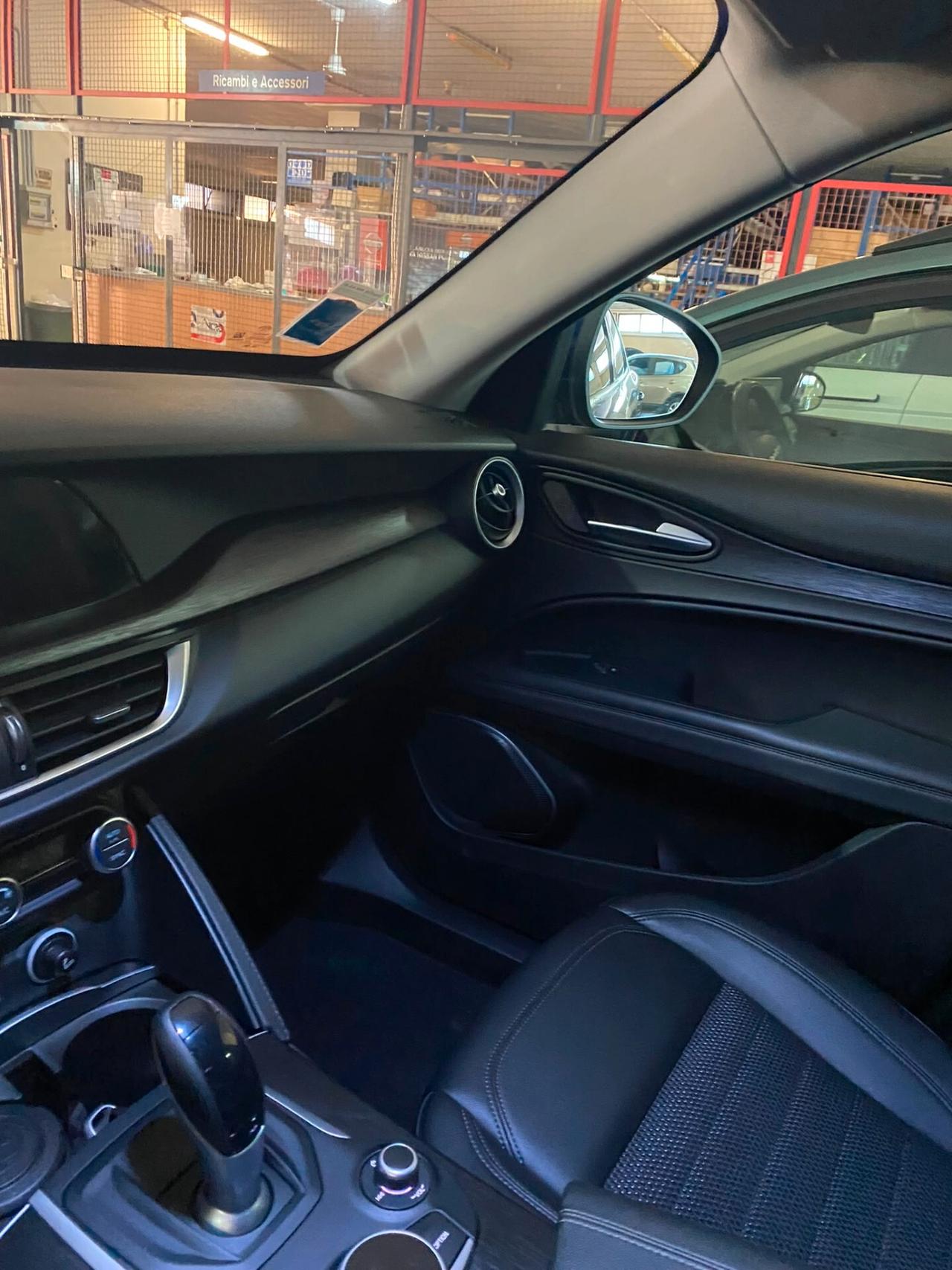Alfa Romeo Stelvio 2.2 Turbodiesel 210 CV AT8 Q4 Executive