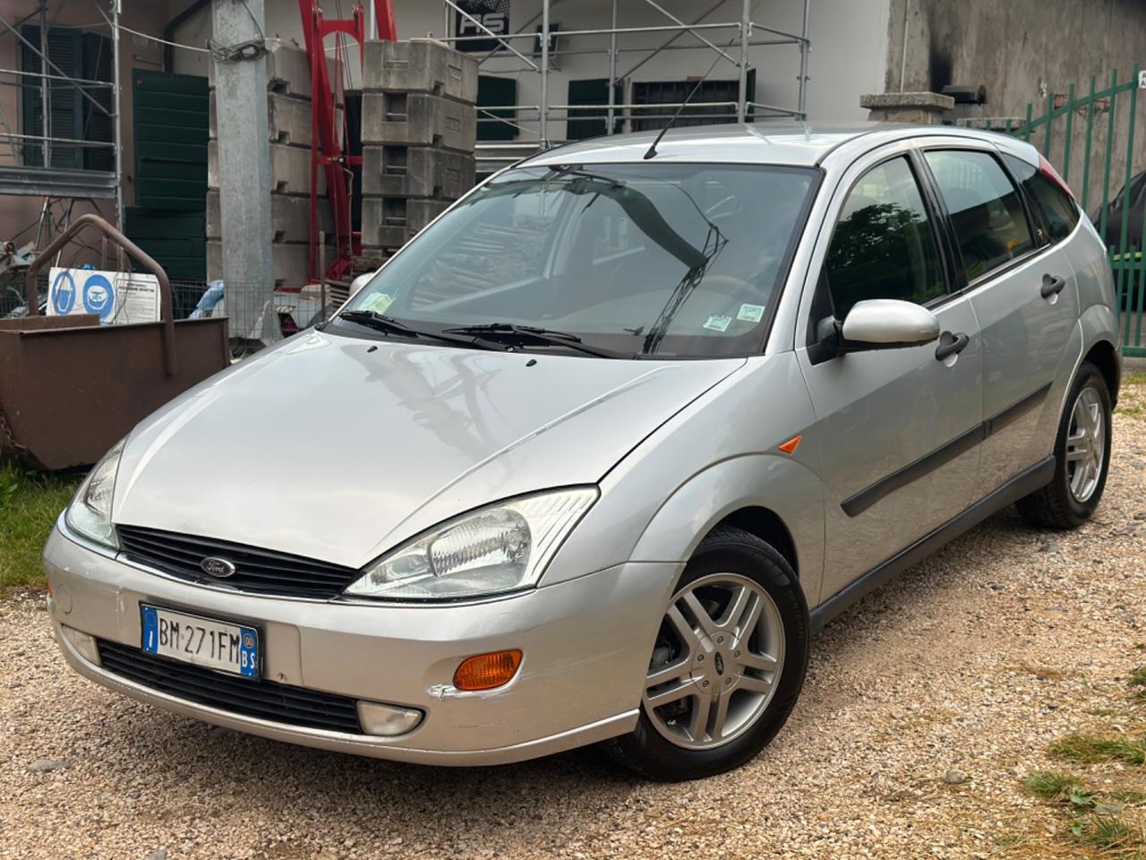 Ford FOCUS 1.6i 16V 5p. GHIA KMCERT