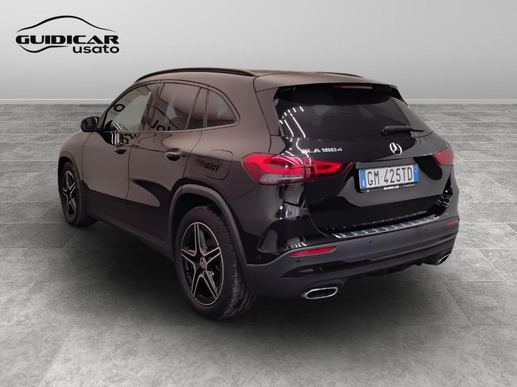 Mercedes-Benz GLA-H247 2020 - GLA 180 d Premium auto