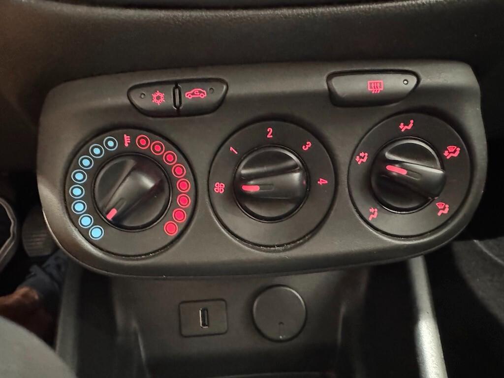 Opel Corsa 1.4 90CV GPL Tech 5 porte Cosmo