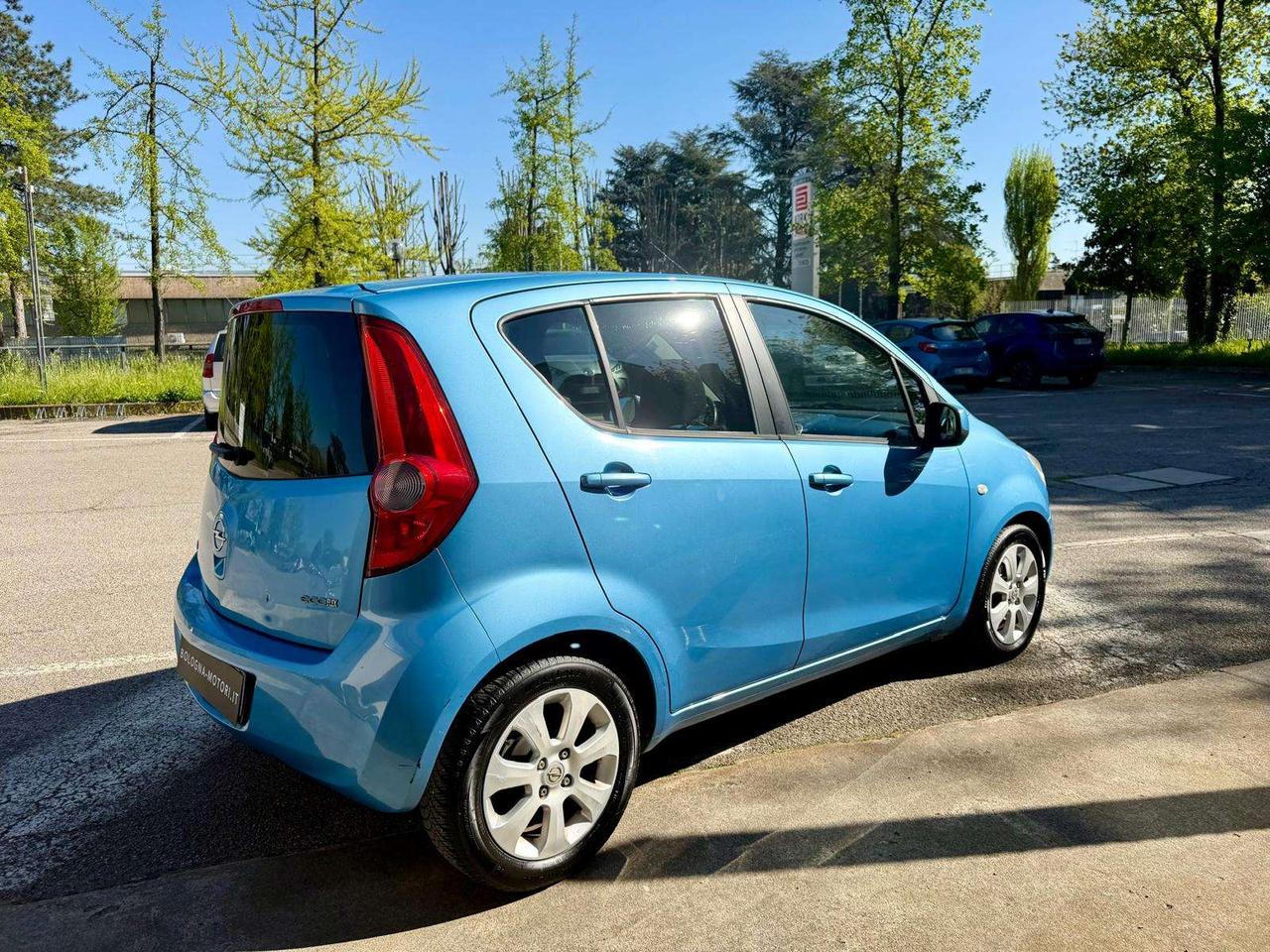 Opel Agila