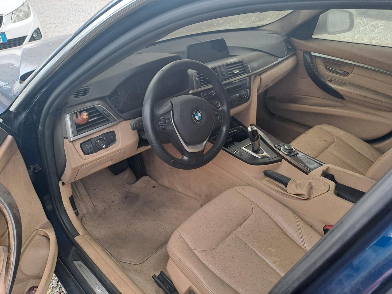 Bmw 318 318i Touring Luxury