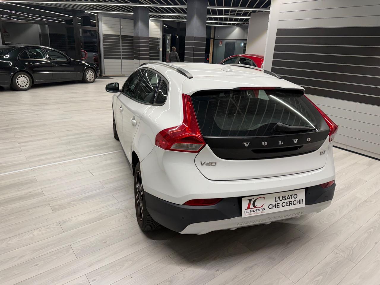 Volvo V40 Cross Country D2 Business Plus