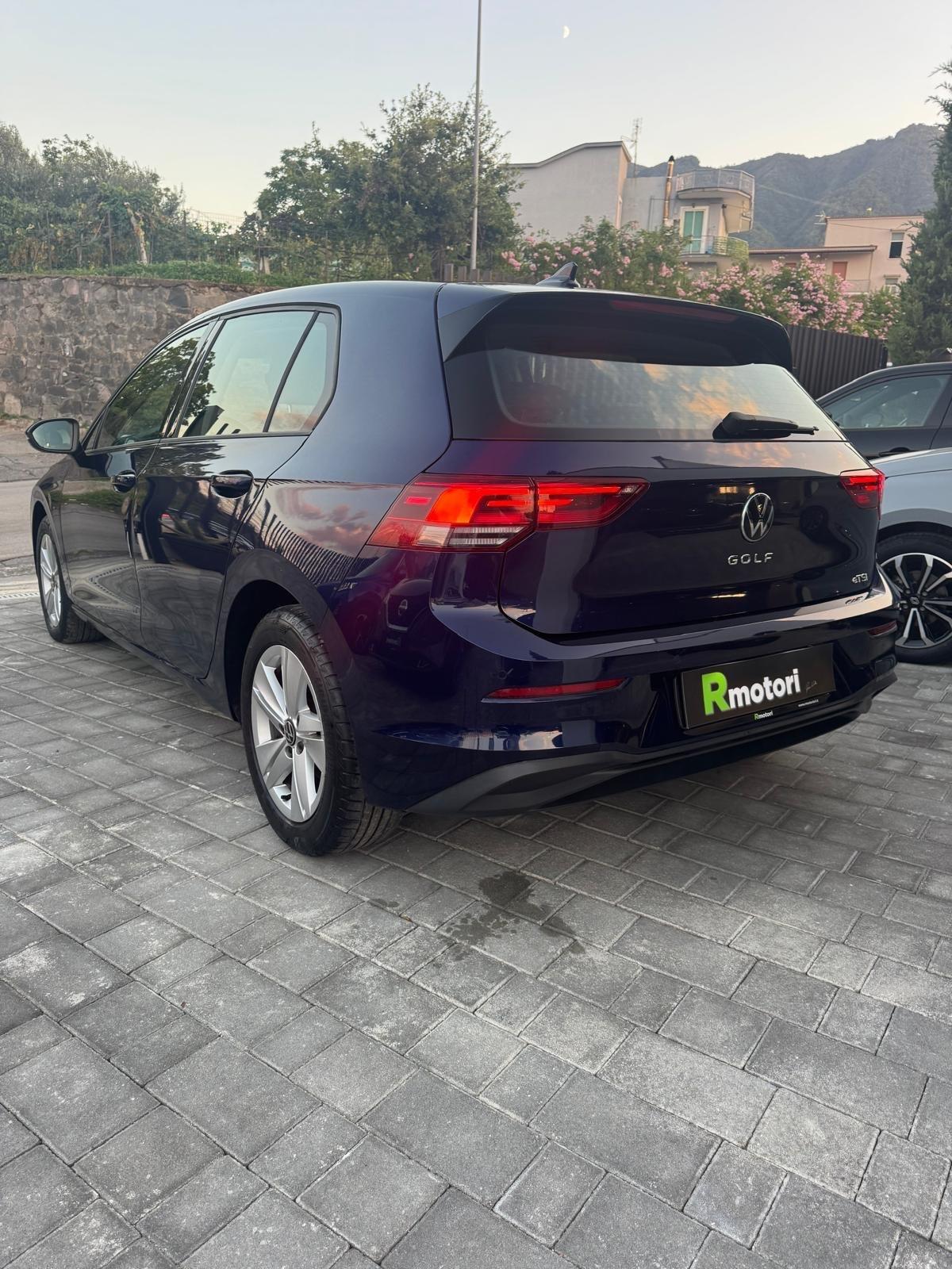 Volkswagen Golf 1.0 eTSI EVO DSG Life