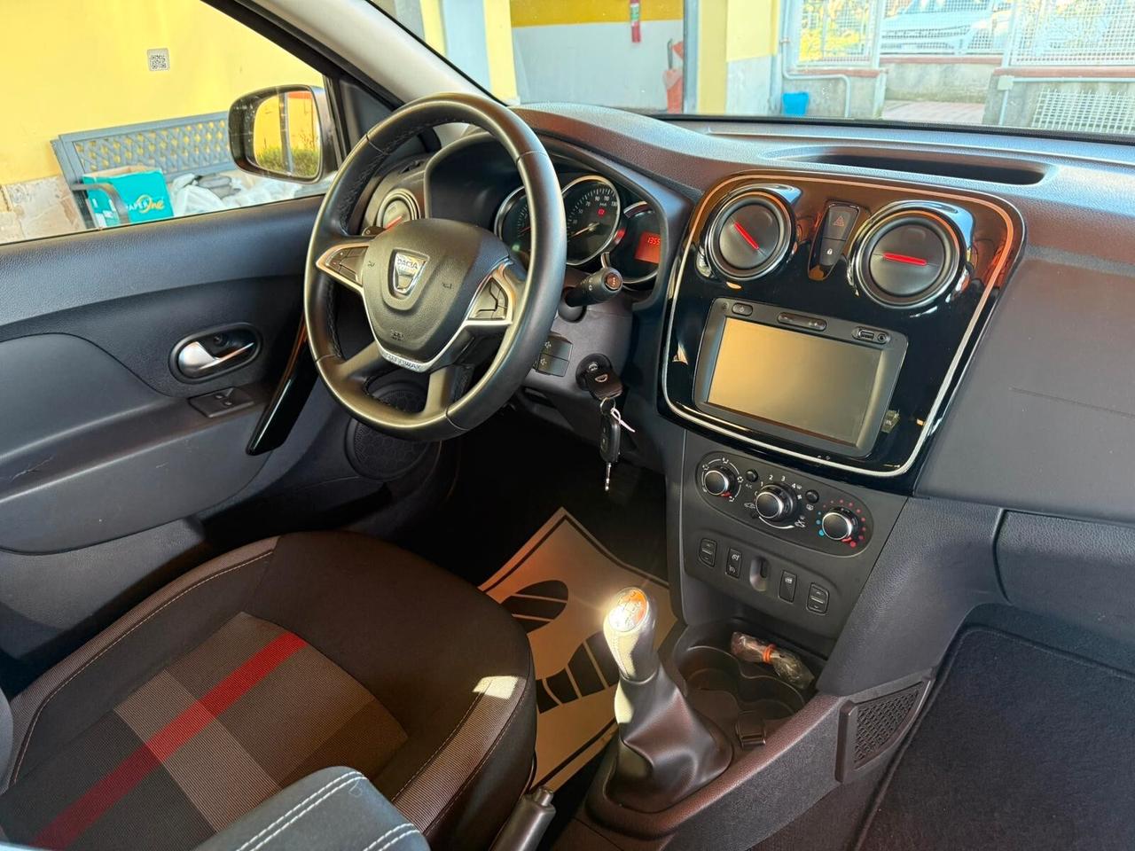 Dacia Sandero Stepway 1.5 Blue dCi 95 CV Comfort