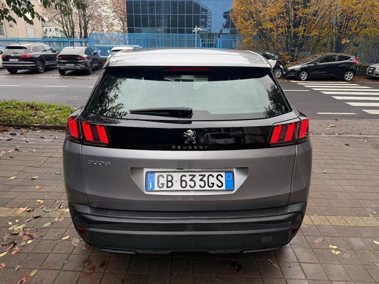 Peugeot 3008 BlueHDi 130 S&S Business