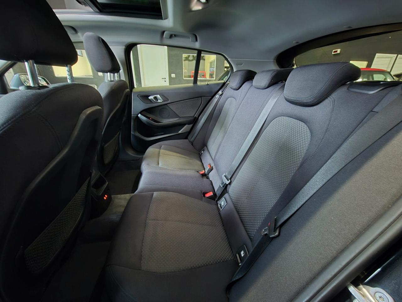 Bmw 116 116d 5p. Business