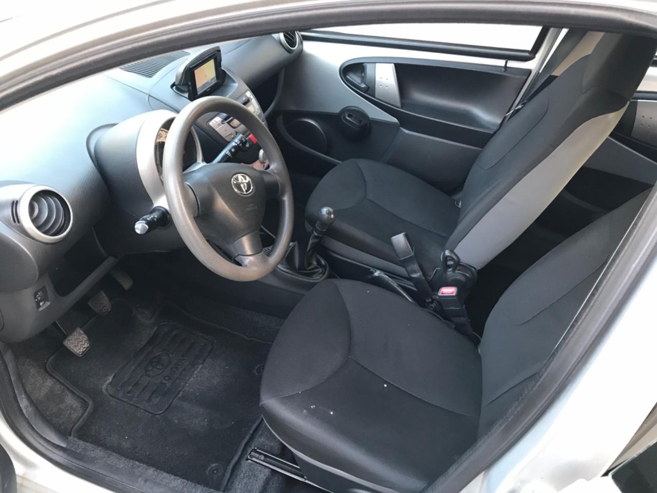 Toyota Aygo 1.0 12V VVT-i 5 porte Active Connect