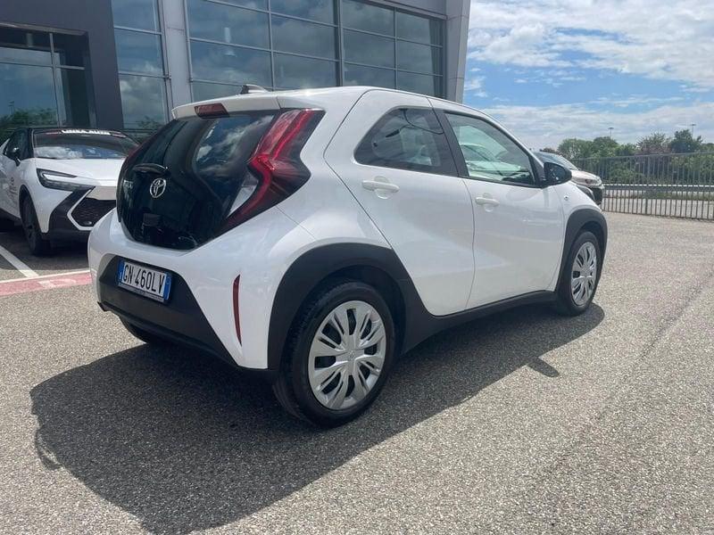 Toyota Aygo X 1.0B (72 CV) Active S-CVT