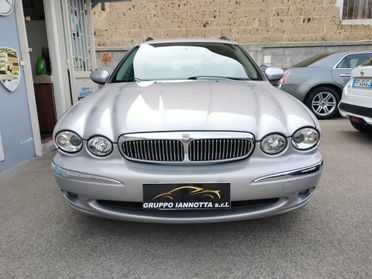 Jaguar X-Type 2.0D 131 C.V. cat Wagon Executive INTERNI IN PELLE FARI EXNO