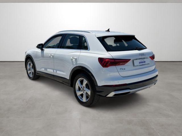 AUDI Q3 35 TDI S tronic Business Advanced