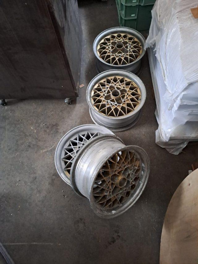 VOLKSWAGEN Golf 1300 5 porte GL