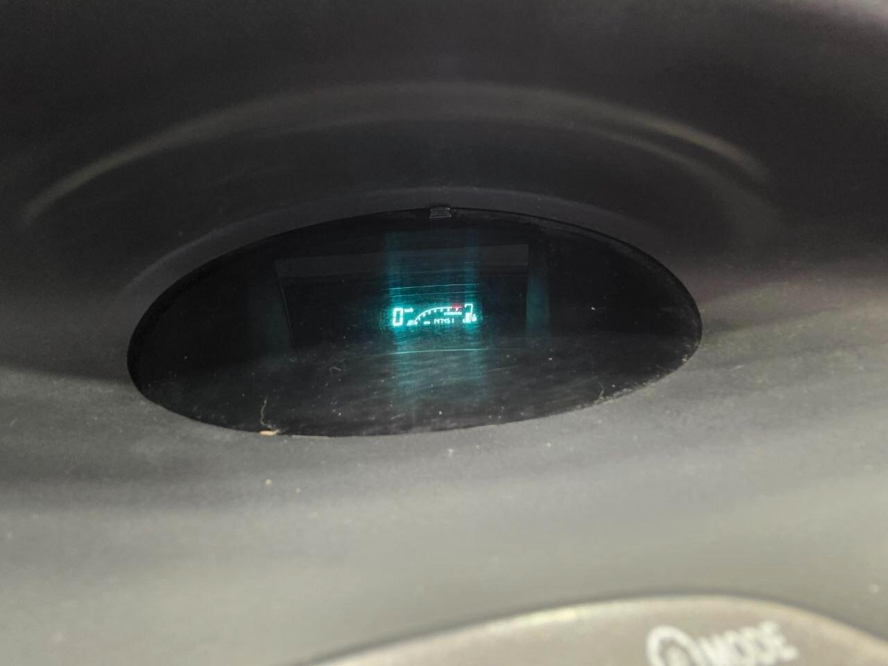 Toyota Yaris 1.0i 16V cat 5 porte Sol